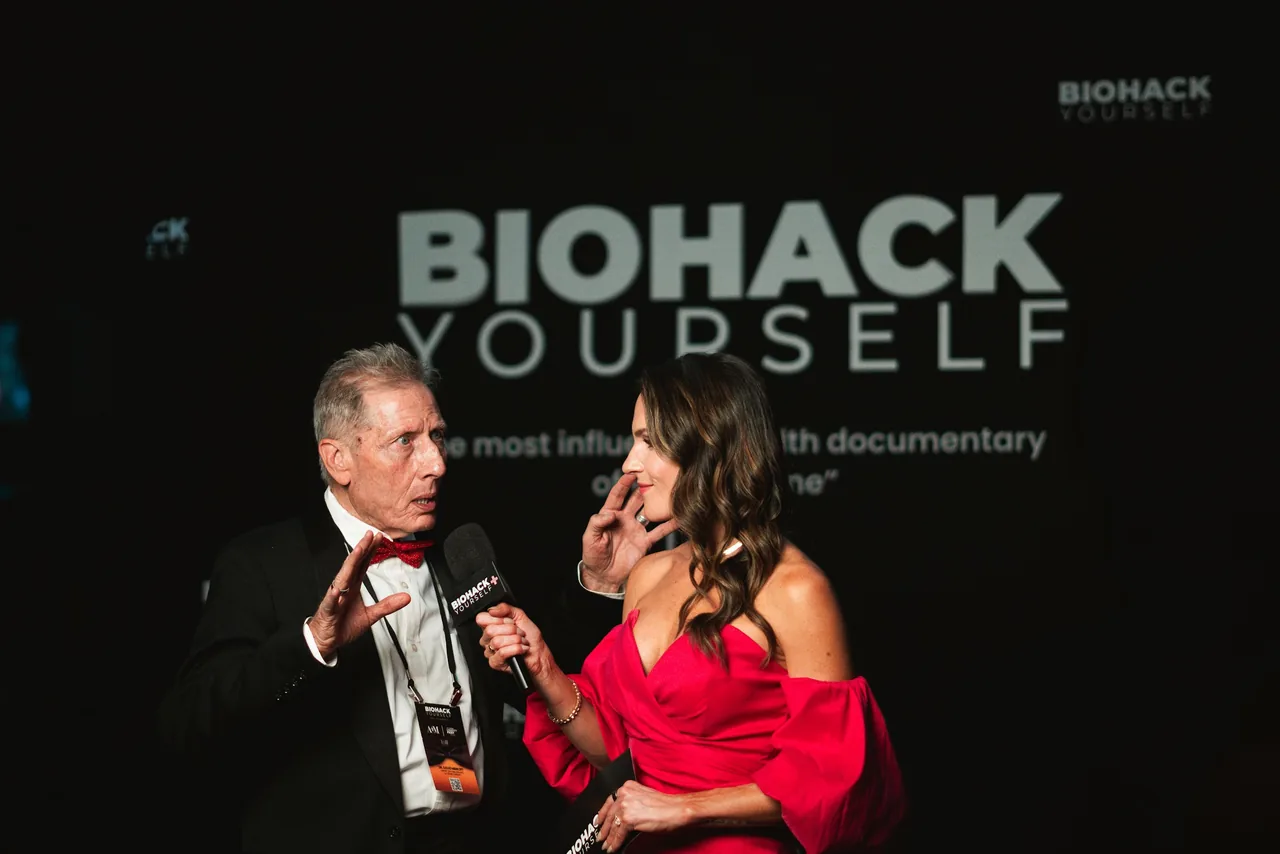 A red-carpet interview at the Las Vegas premiere
